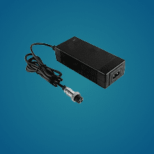 АДАПТОРИ, ЗАХРАНВАНИЯ