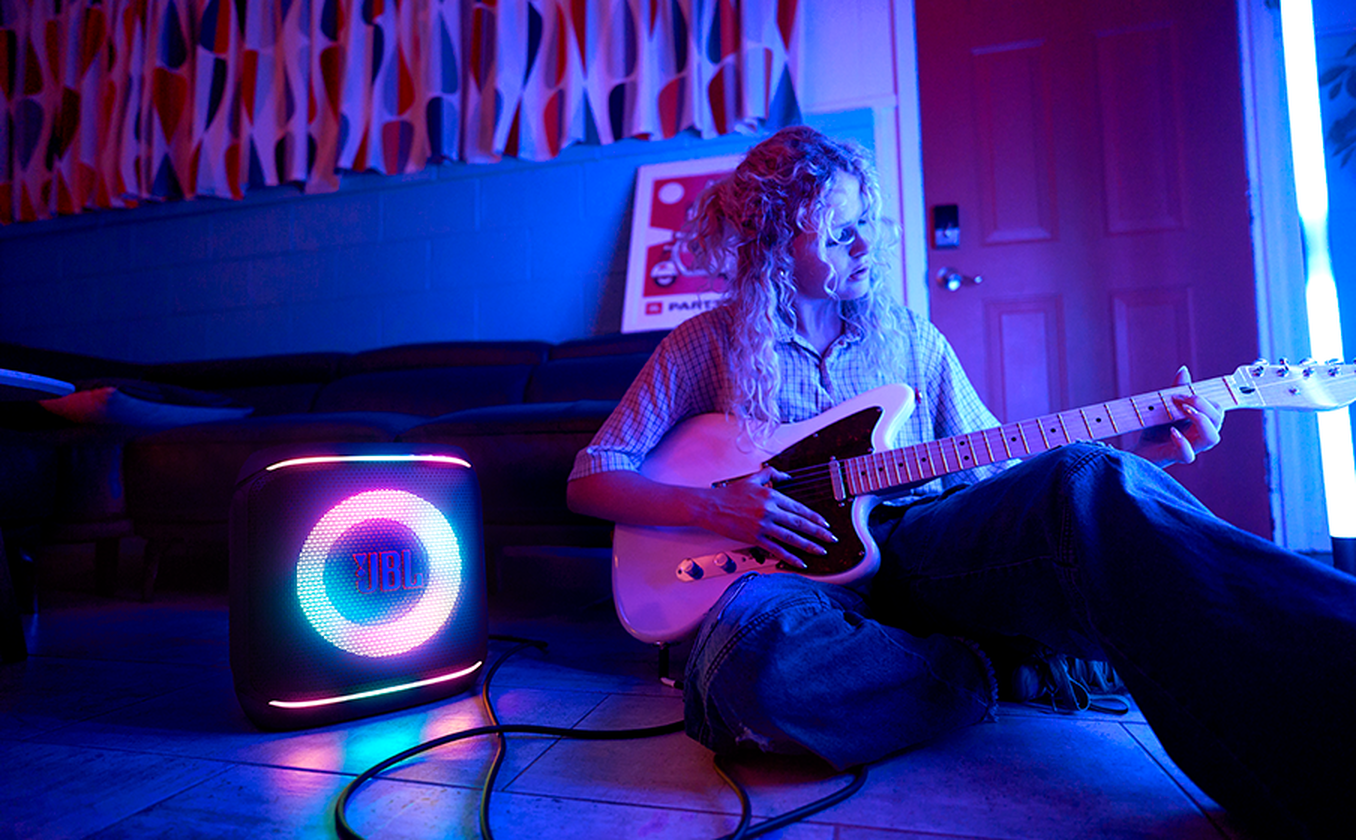 ДИНАМИЧНО СВЕТЛИННО ШОУ