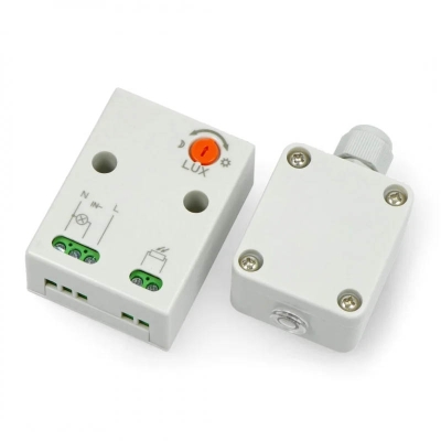 ФОТО РЕЛЕ СГЛОБЕНО С ИЗНЕСЕН ДАТЧИК 230V