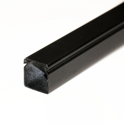 КАБЕЛЕН КАНАЛ LIGHTEX 25X25MM ЧЕРЕН