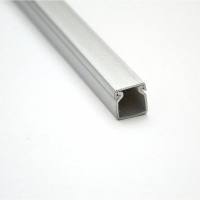 КАБЕЛЕН КАНАЛ LIGHTEX 25X25MM СИВ