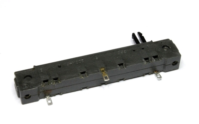 ПОТЕНЦИОМЕТЪР ПЛЪЗГАЩ 220K МОНО