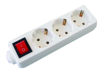 РАЗКЛОНИТЕЛ 220V 3 ГНЕЗДА С КЛЮЧ БЕЗ КАБЕЛ 1