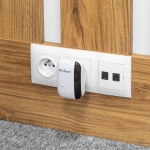 ПОВТОРИТЕЛ БЕЗЖИЧЕН WIFI УДЪЛЖИТЕЛ РАЗШИРИТЕЛ + 1 ПОРТ REBEL